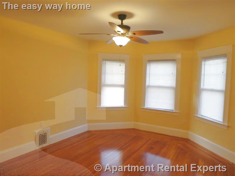 332 Beacon St, Porter Square