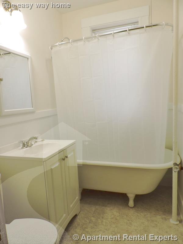 156-158 Summer St, Spring Hill