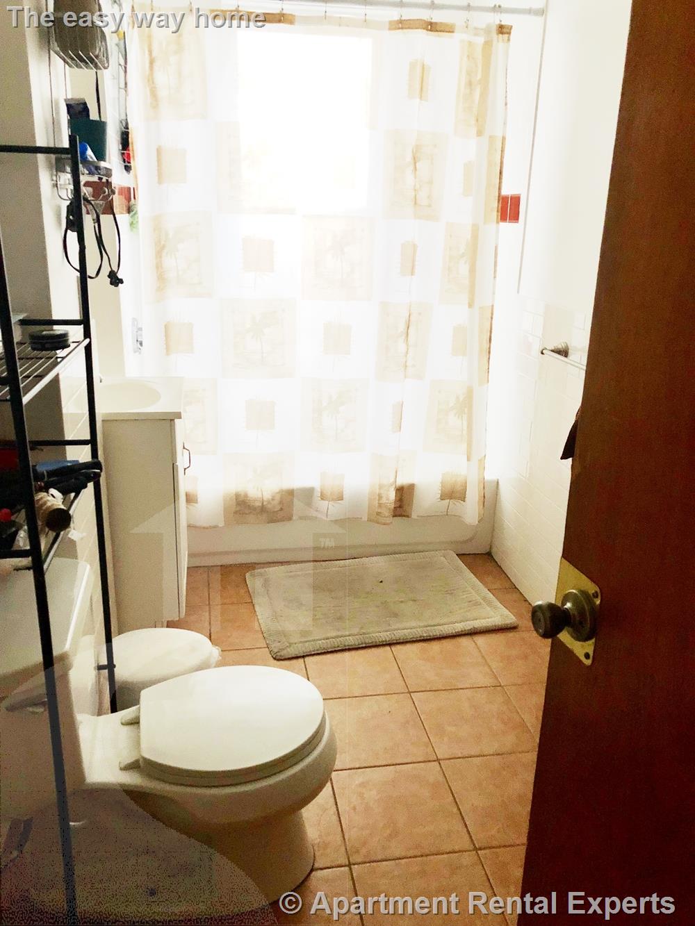 18-20 Burget Ave, Tufts