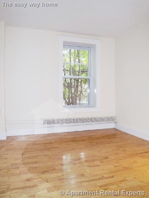 156-158 Summer St, Spring Hill