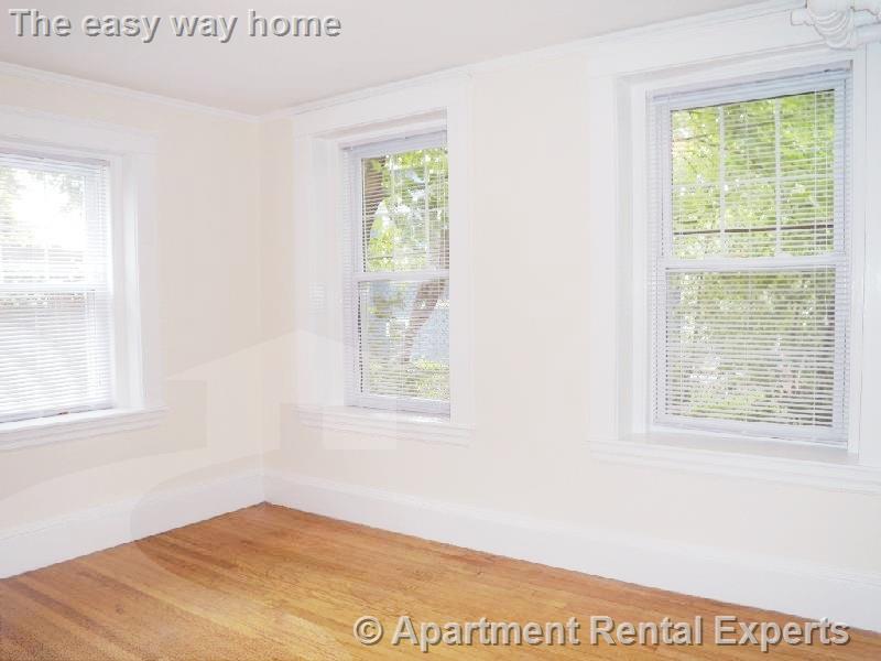 156-158 Summer St, Spring Hill