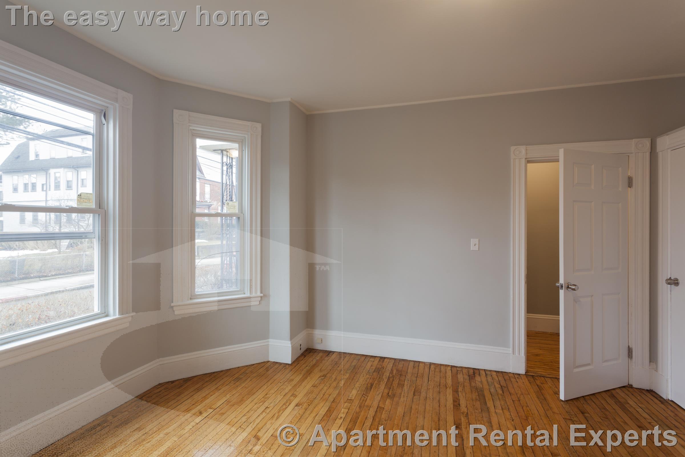 38 Cherry St, Porter Square