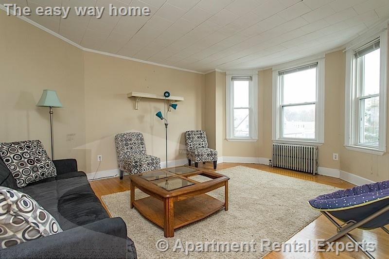 38 Cherry St, Porter Square