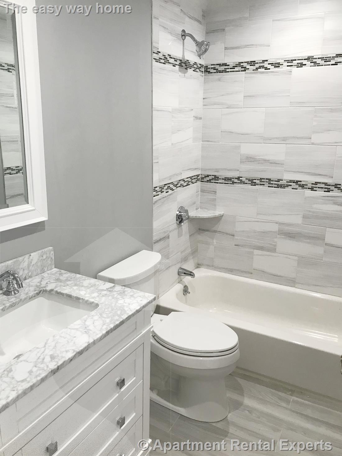 35 School St, Everett