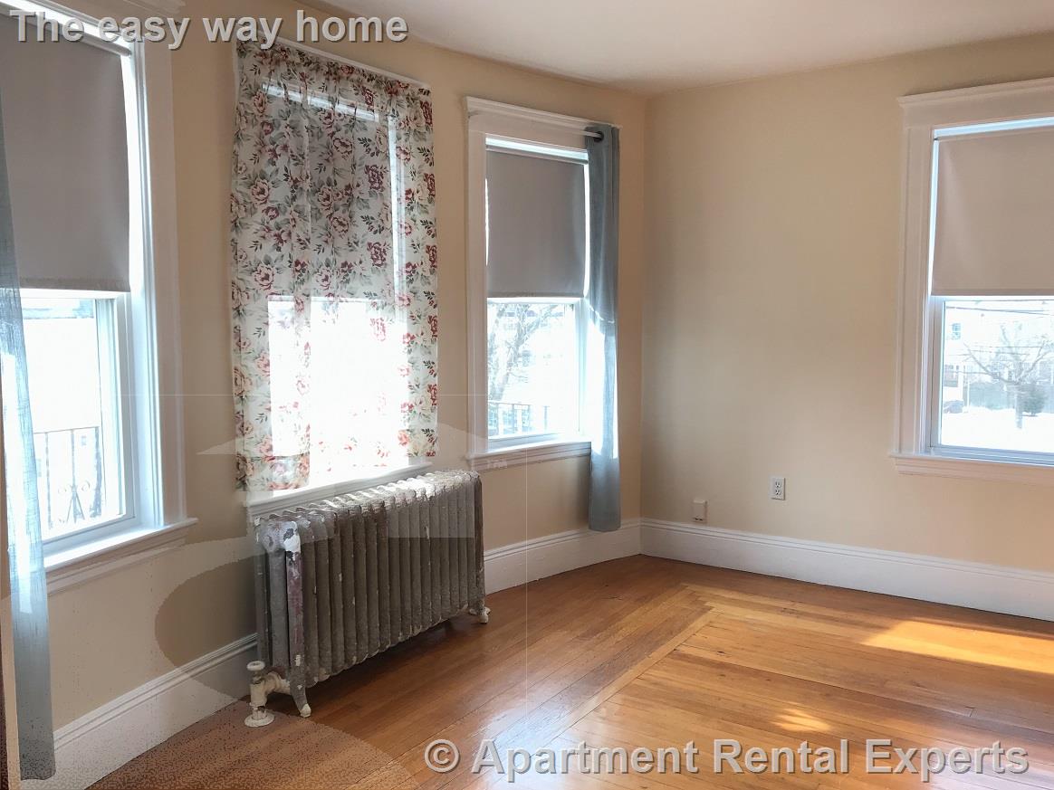 25 Lake St, Arlington