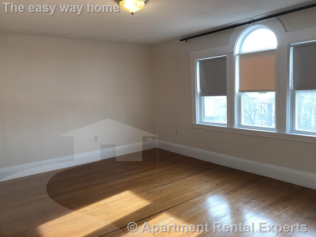 25 Lake St, Arlington