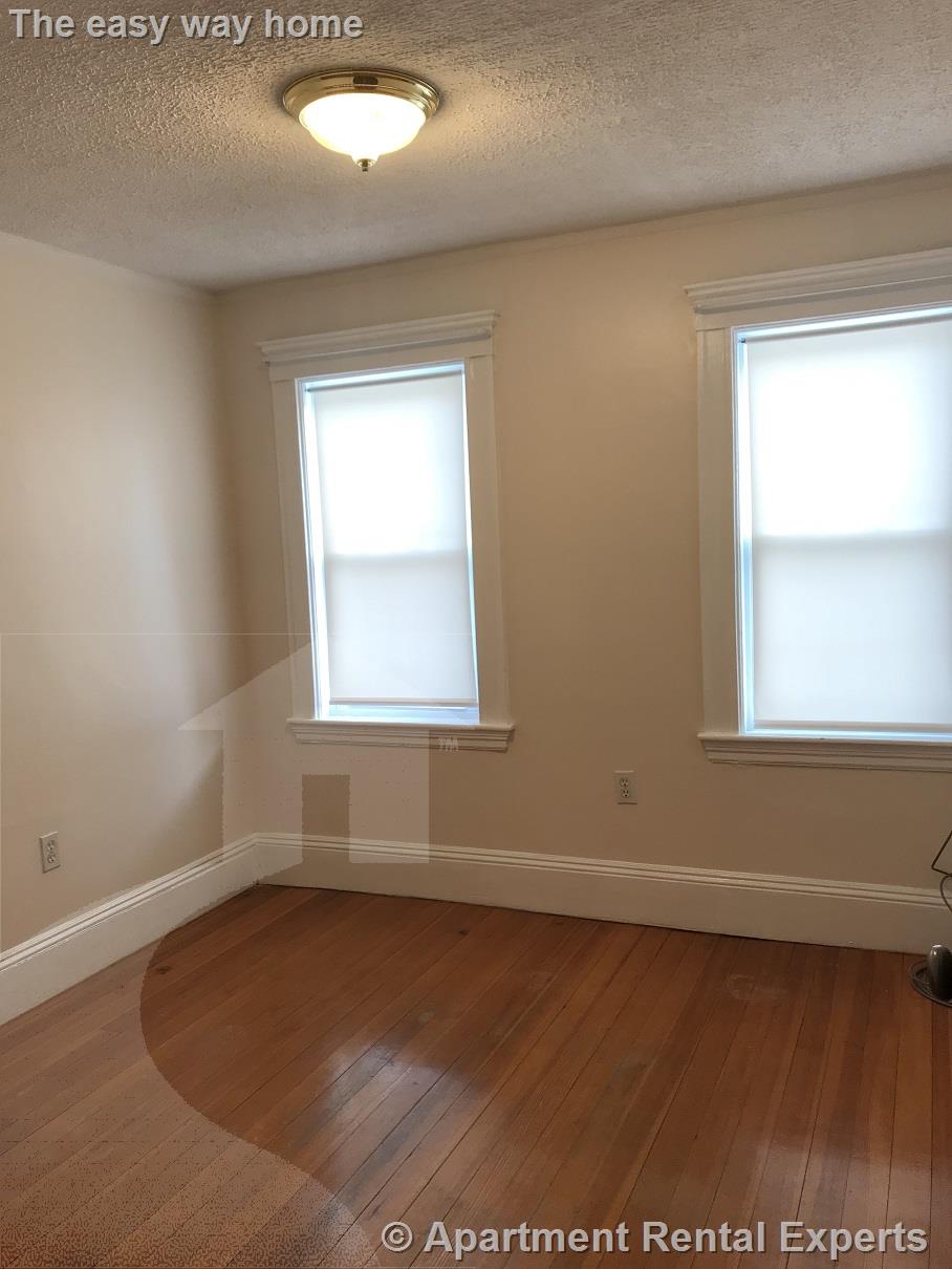 25 Lake St, Arlington