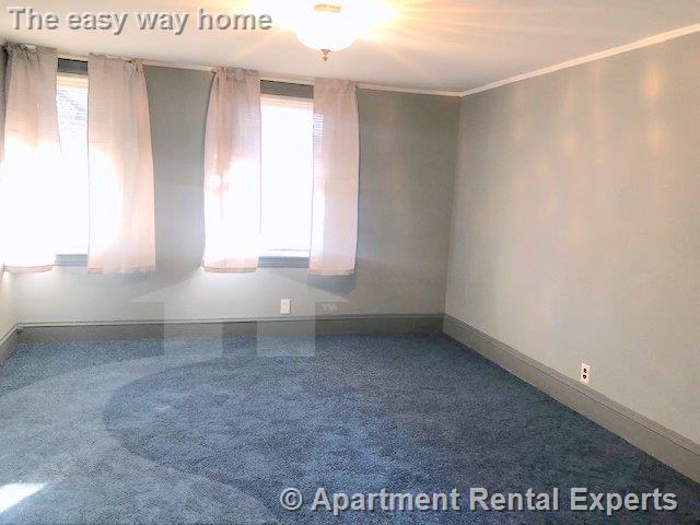 28 Monmouth St, Spring Hill