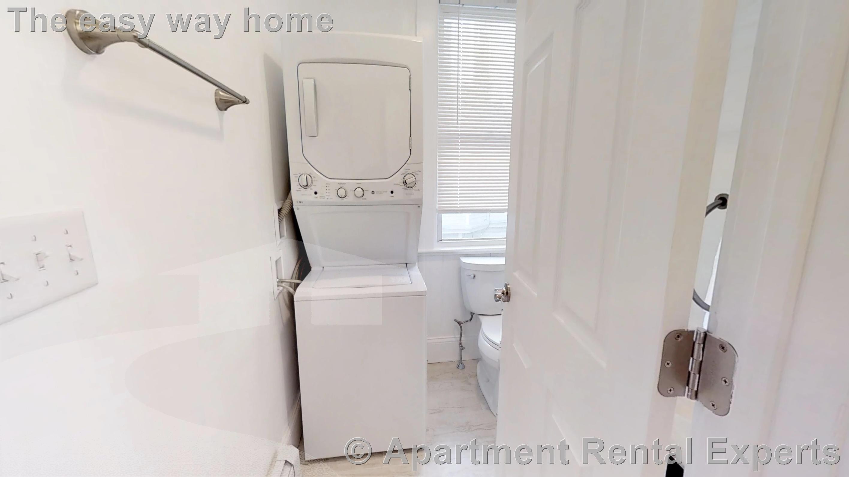 413 Washington St, Central Square