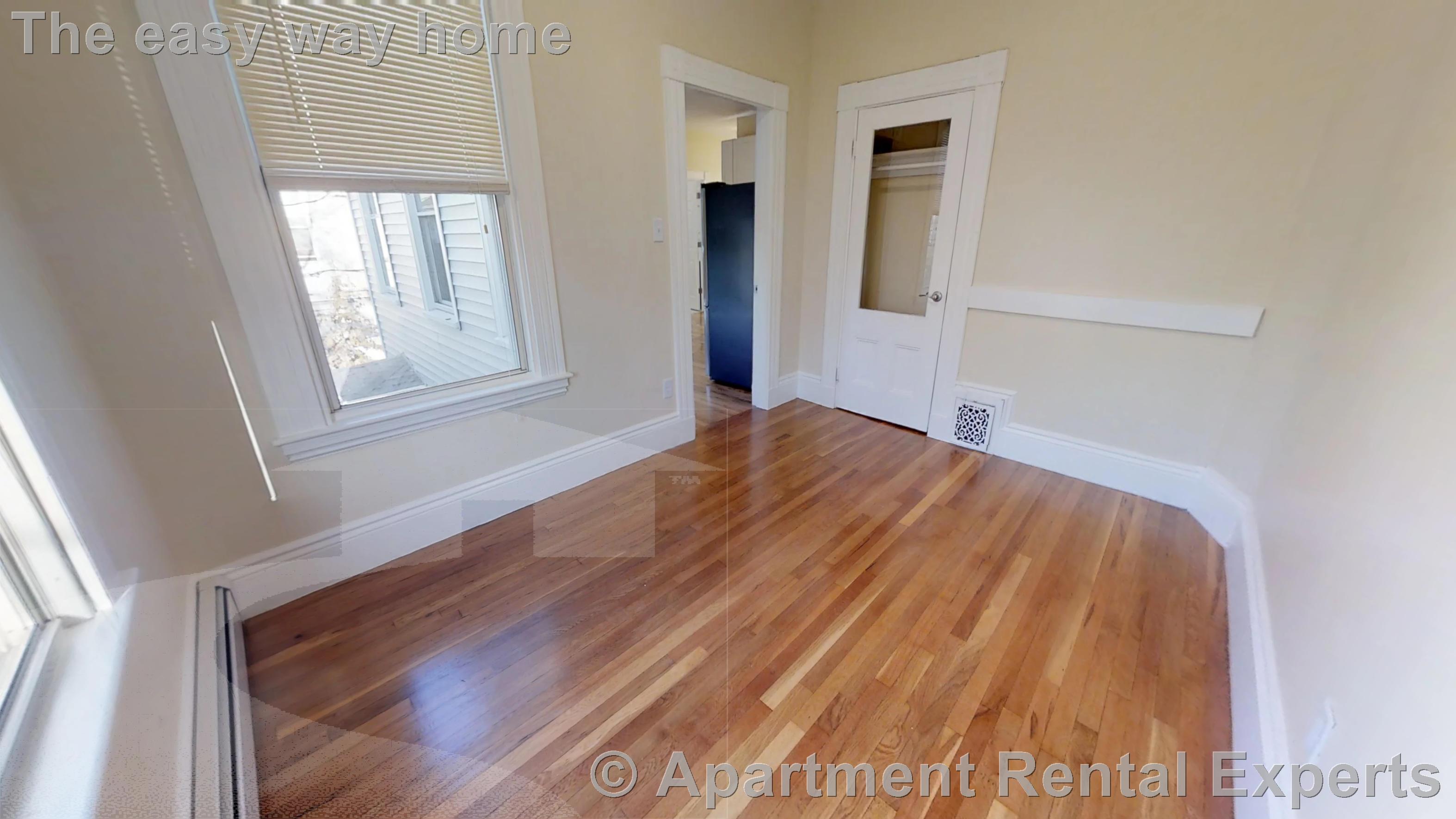 413 Washington St, Central Square