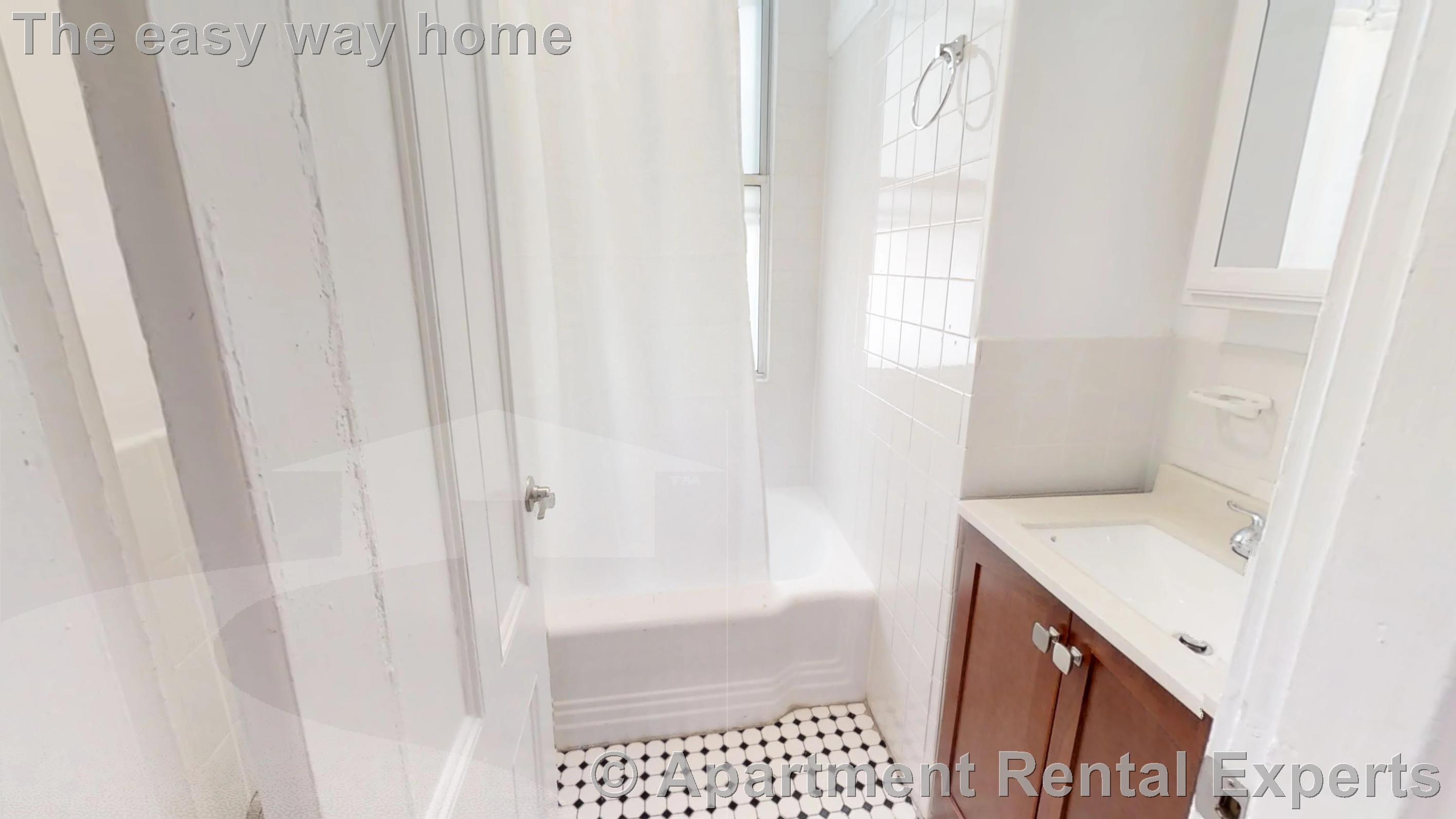 413 Washington St, Central Square