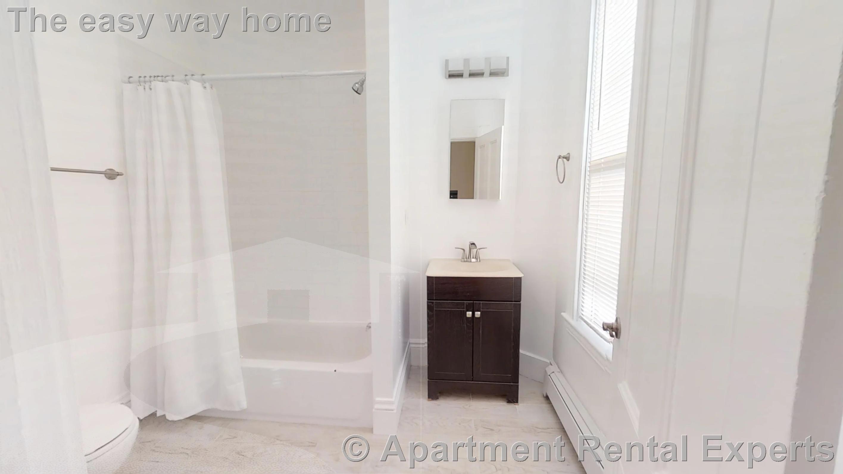 413 Washington St, Central Square