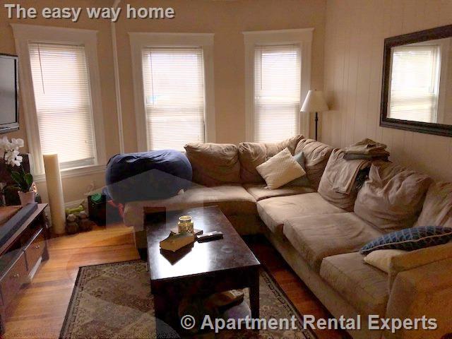 16 Hale Ave, Magoun Square