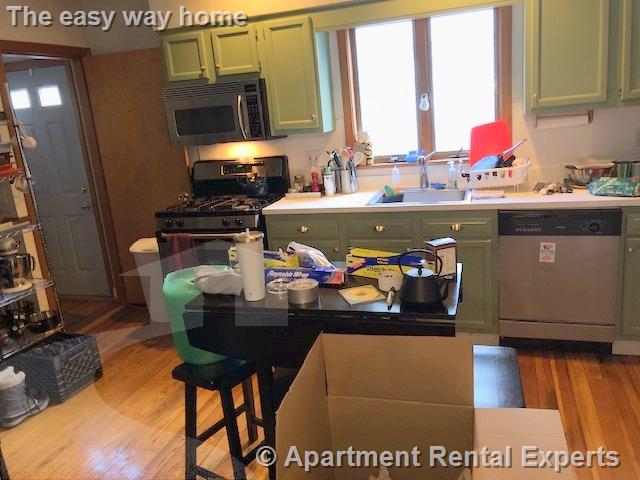 16 Hale Ave, Magoun Square