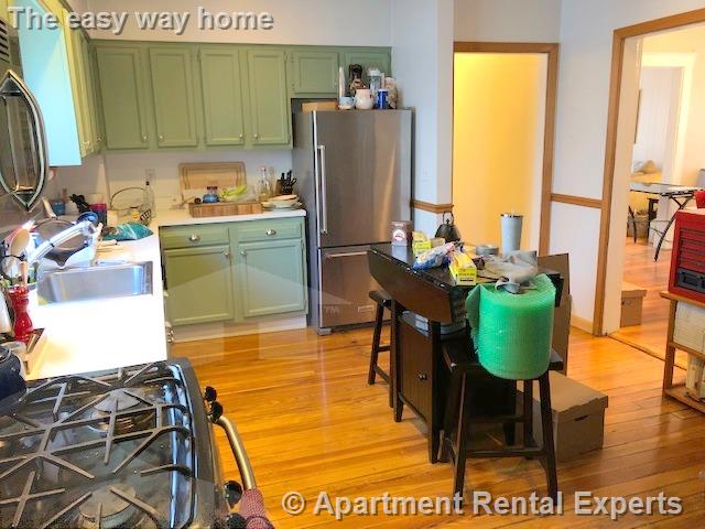 16 Hale Ave, Magoun Square