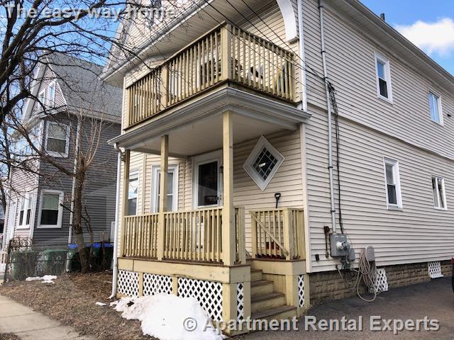 16 Hale Ave, Magoun Square