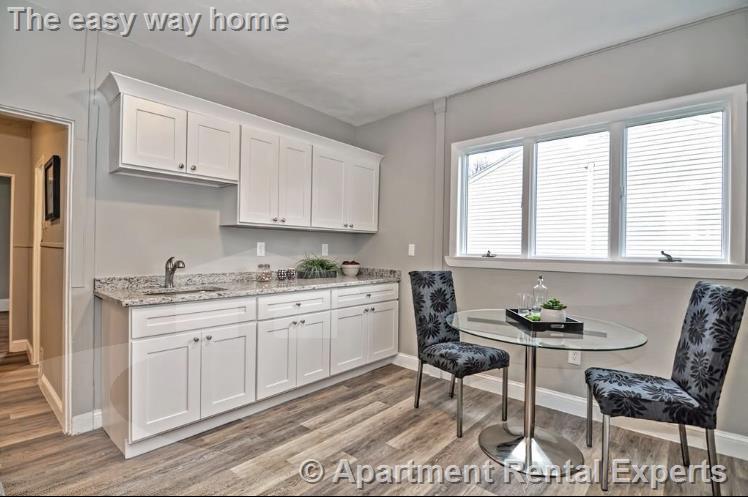 126 Mills St, Malden Center