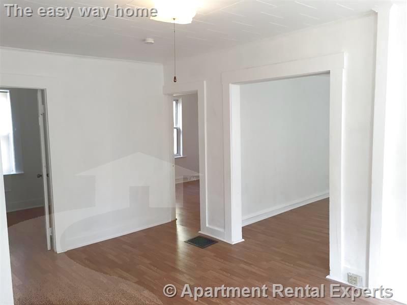 31-33 Oxford St, Spring Hill