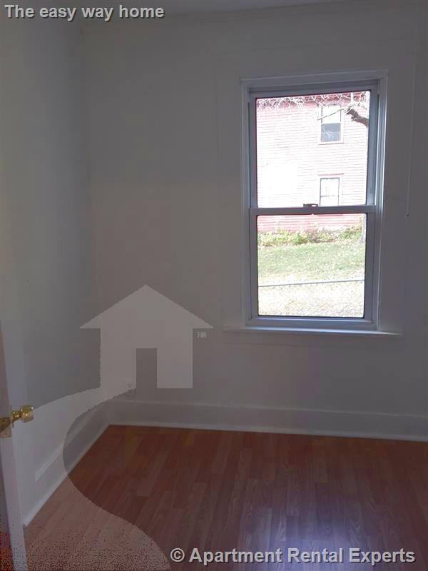 31-33 Oxford St, Spring Hill