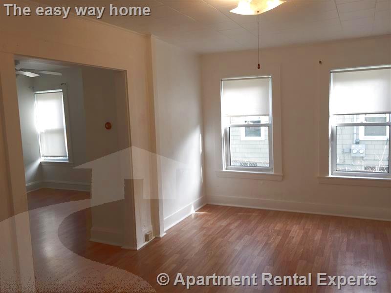 31-33 Oxford St, Spring Hill