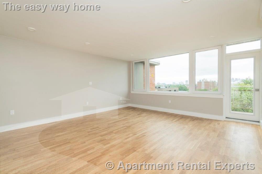 334 Harvard St, Harvard Square