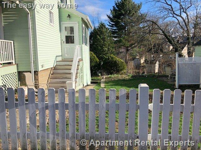 137 Sunset Rd, Arlington Heights