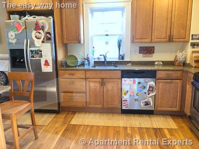 137 Sunset Rd, Arlington Heights