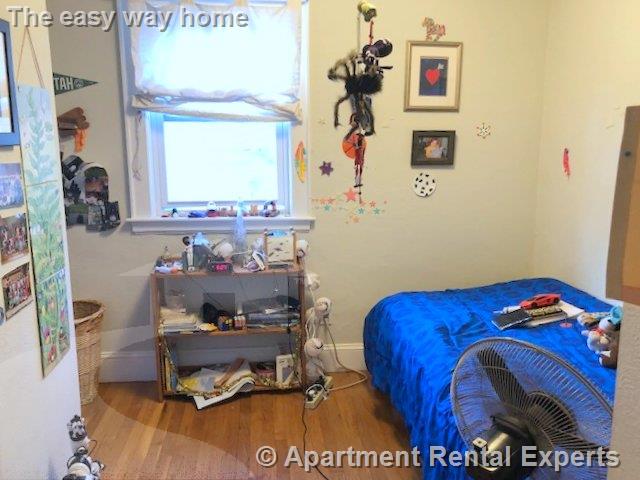 137 Sunset Rd, Arlington Heights