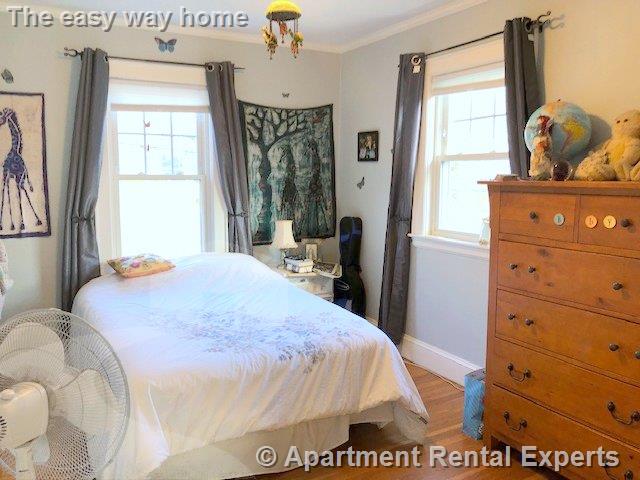 137 Sunset Rd, Arlington Heights