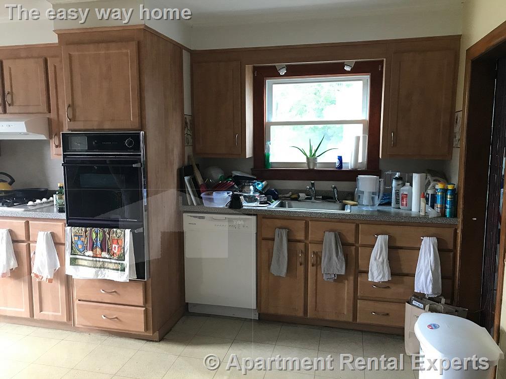 3 Day St, Davis Square