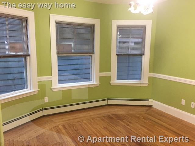 87-89 Lowell St, Porter Square