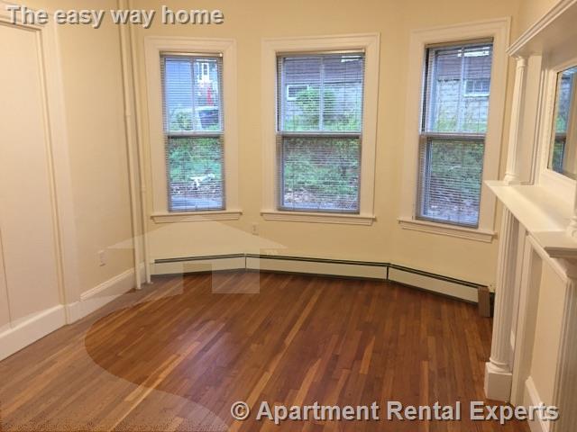 87-89 Lowell St, Porter Square