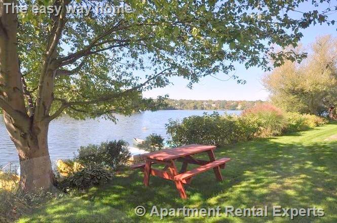 18 Hamilton Rd, Arlington Center