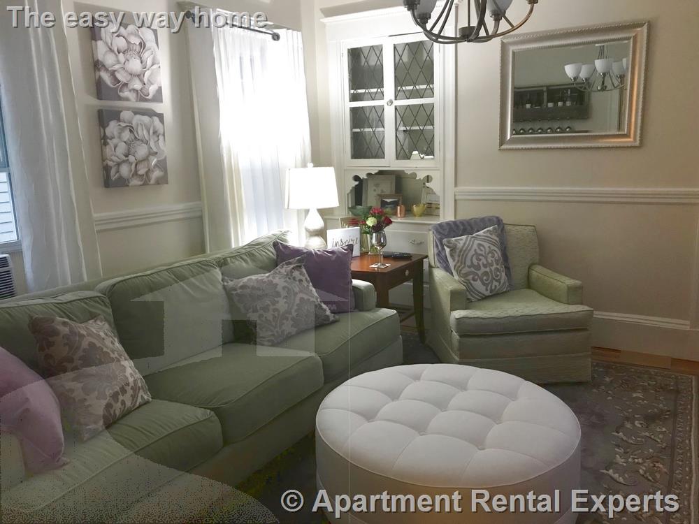 114 Highland Rd, Davis Square