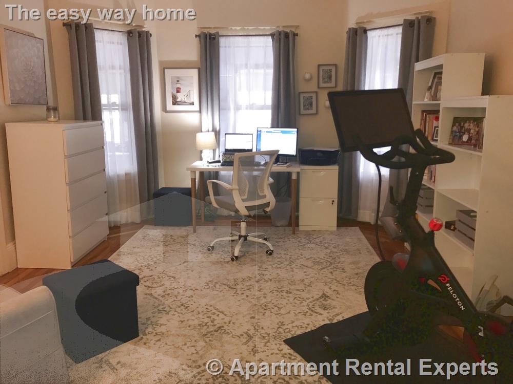 114 Highland Rd, Davis Square