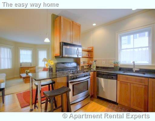 10 Suffolk St, Central Square