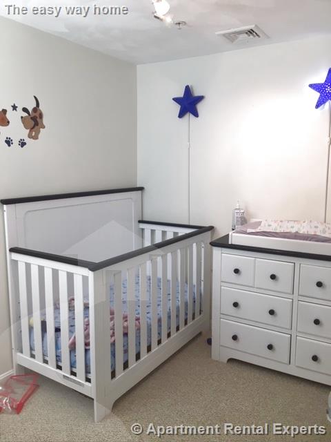 215 Harvard St, Tufts