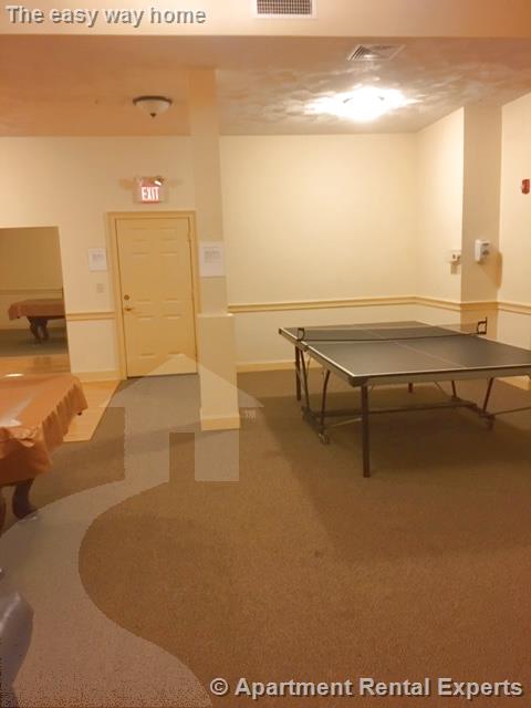 215 Harvard St, Tufts