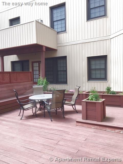 215 Harvard St, Tufts