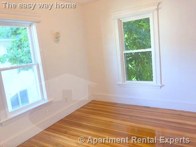 42 Wilson Ave, Waverly