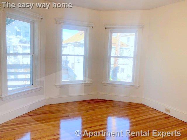 42 Wilson Ave, Waverly