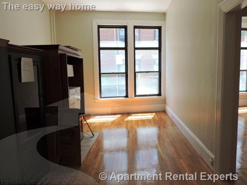 9 Sewall Ave, Coolidge Corner