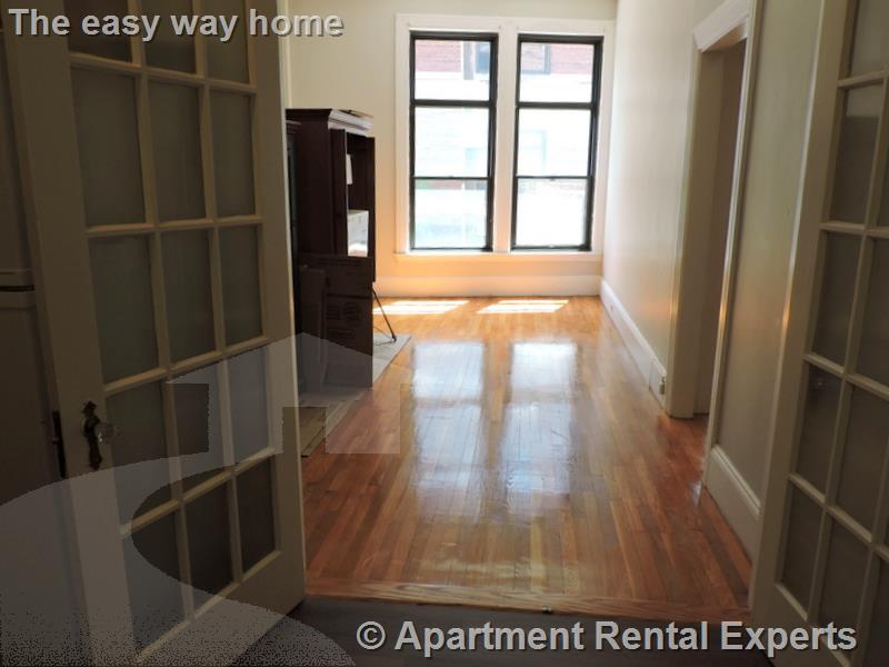 9 Sewall Ave, Coolidge Corner