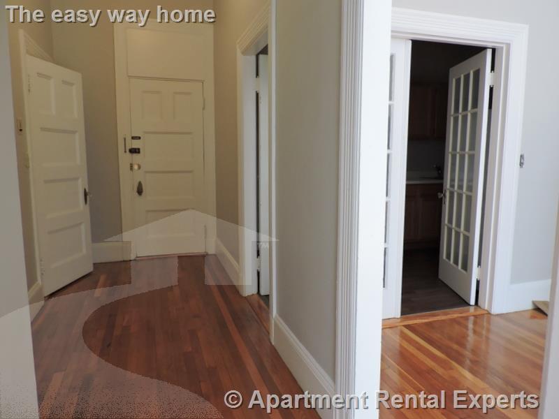 9 Sewall Ave, Coolidge Corner