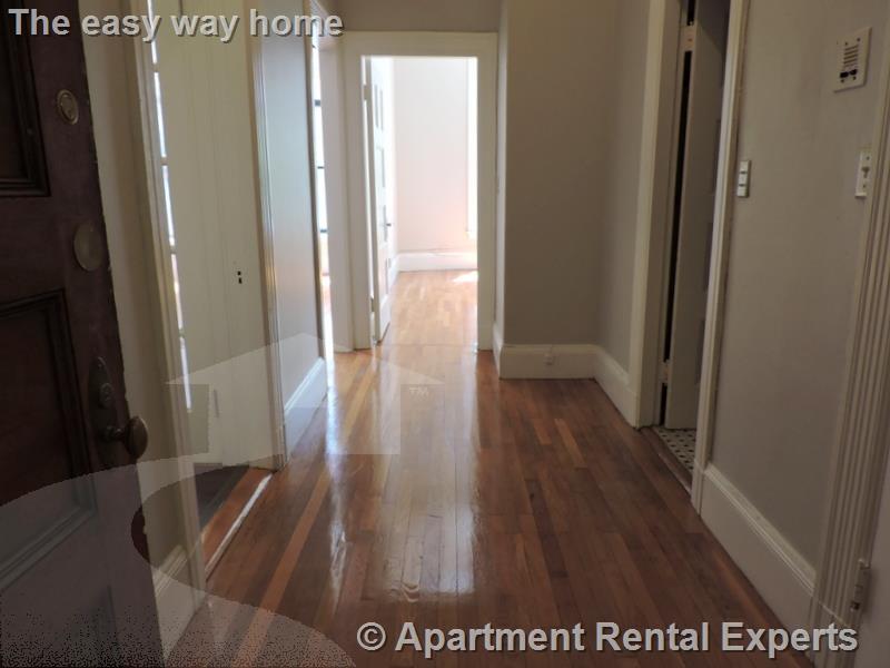 9 Sewall Ave, Coolidge Corner