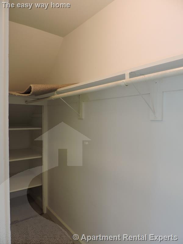 12 Stearns Rd, Coolidge Corner