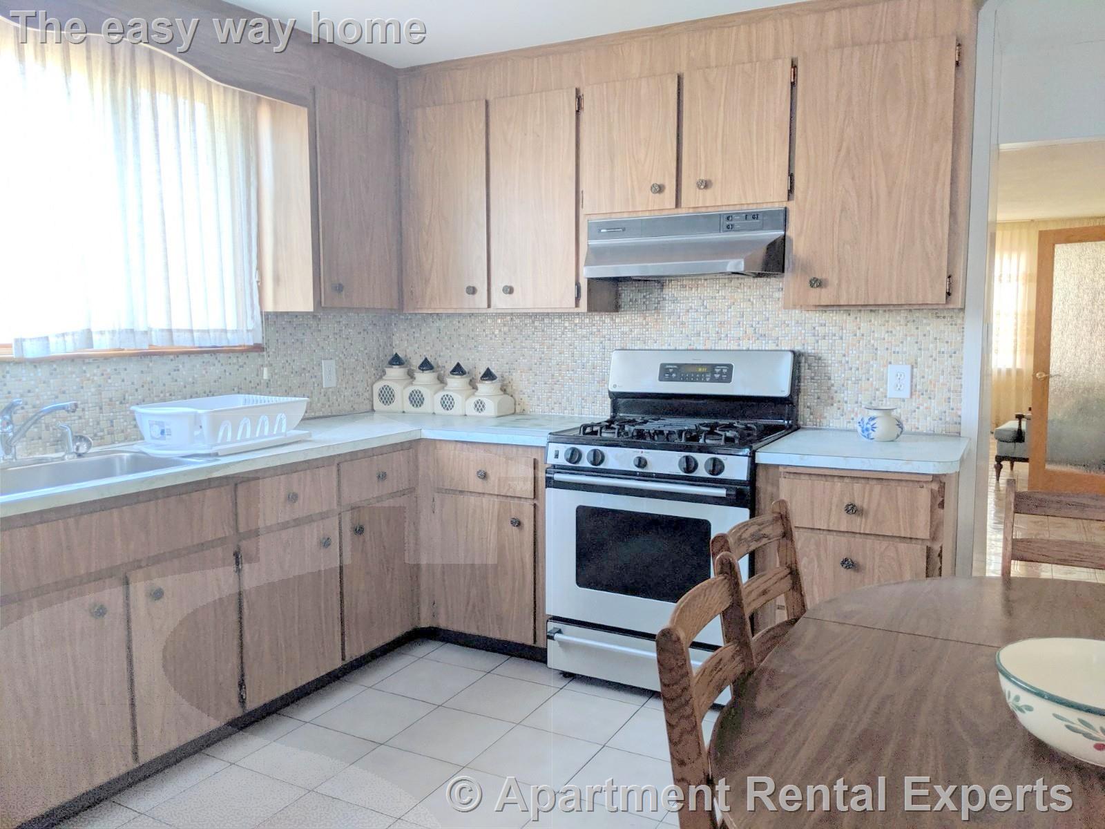 71 Pennsylvania Ave, East Somerville