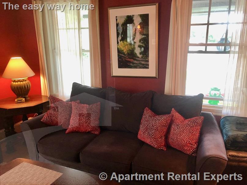 24 Central St, Spring Hill