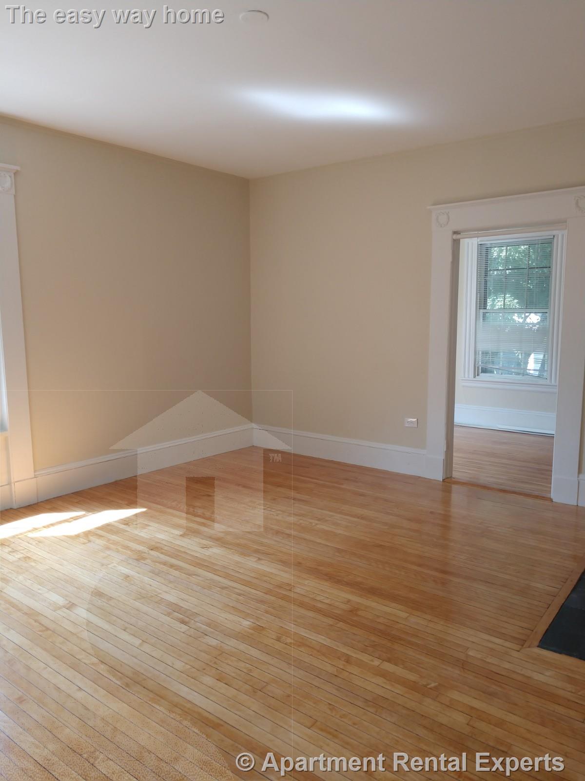 8 Farrington St, Arlington