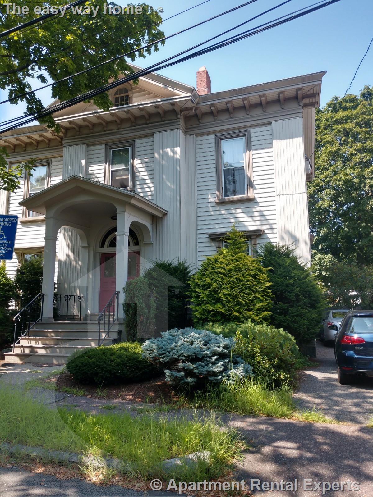 8 Farrington St, Arlington